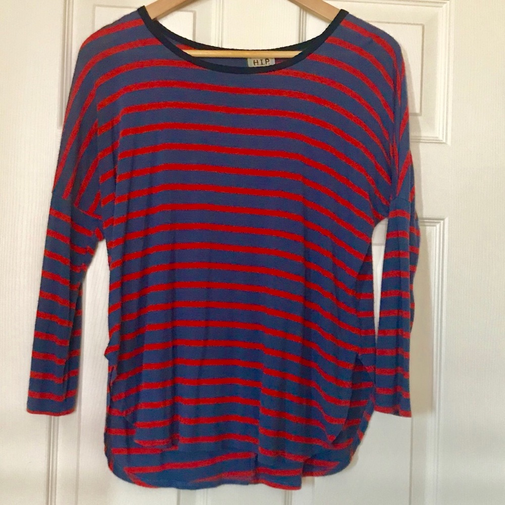 Blue and red 3/4 sleeve T-shirt